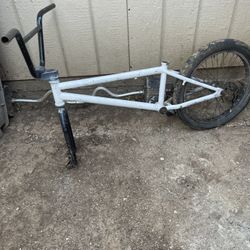 It’s White, Listening The Wheel, The Tires, The Mac Is Popped. Missing A Chain, Missing A Pedal