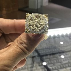 10k Gold Coin Ring Solid Men’s With Diamond Cuts Design Available In Size 10.