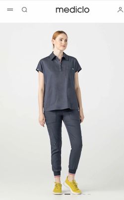 New Mediclo Scrubs- Size S