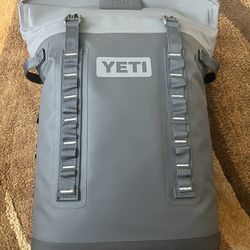 Yeti Backpack Cooler M20