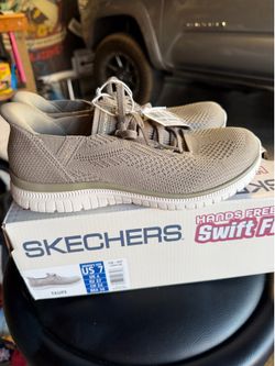 Skechers swift fit women’s size 7