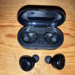New Wireless Bluetooth Ear Buds w/USB Charging Case Charges with a micro usb charging cord $15.00 