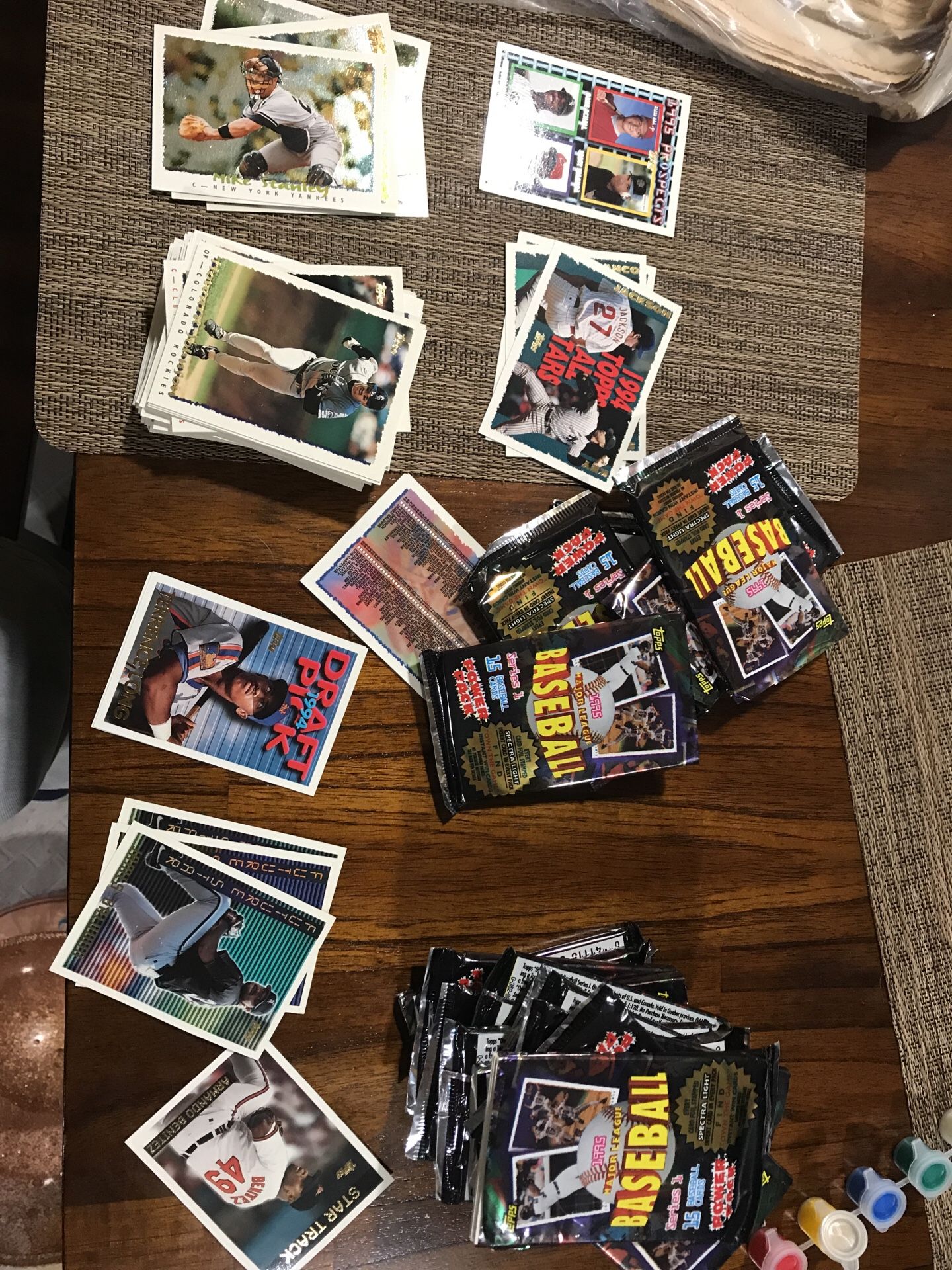 Baseball cards 1995... 200+