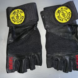 Gloves 