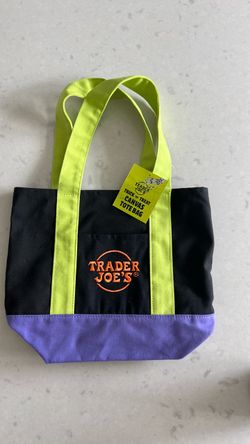Trader Joe’s Halloween Trick-or-Treat Canvas Tote Bag – New With Tags