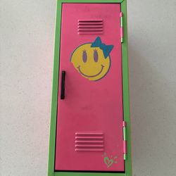Barbie Locker