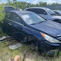 2011 Hyundai Sonata For Parts (2011-2014)