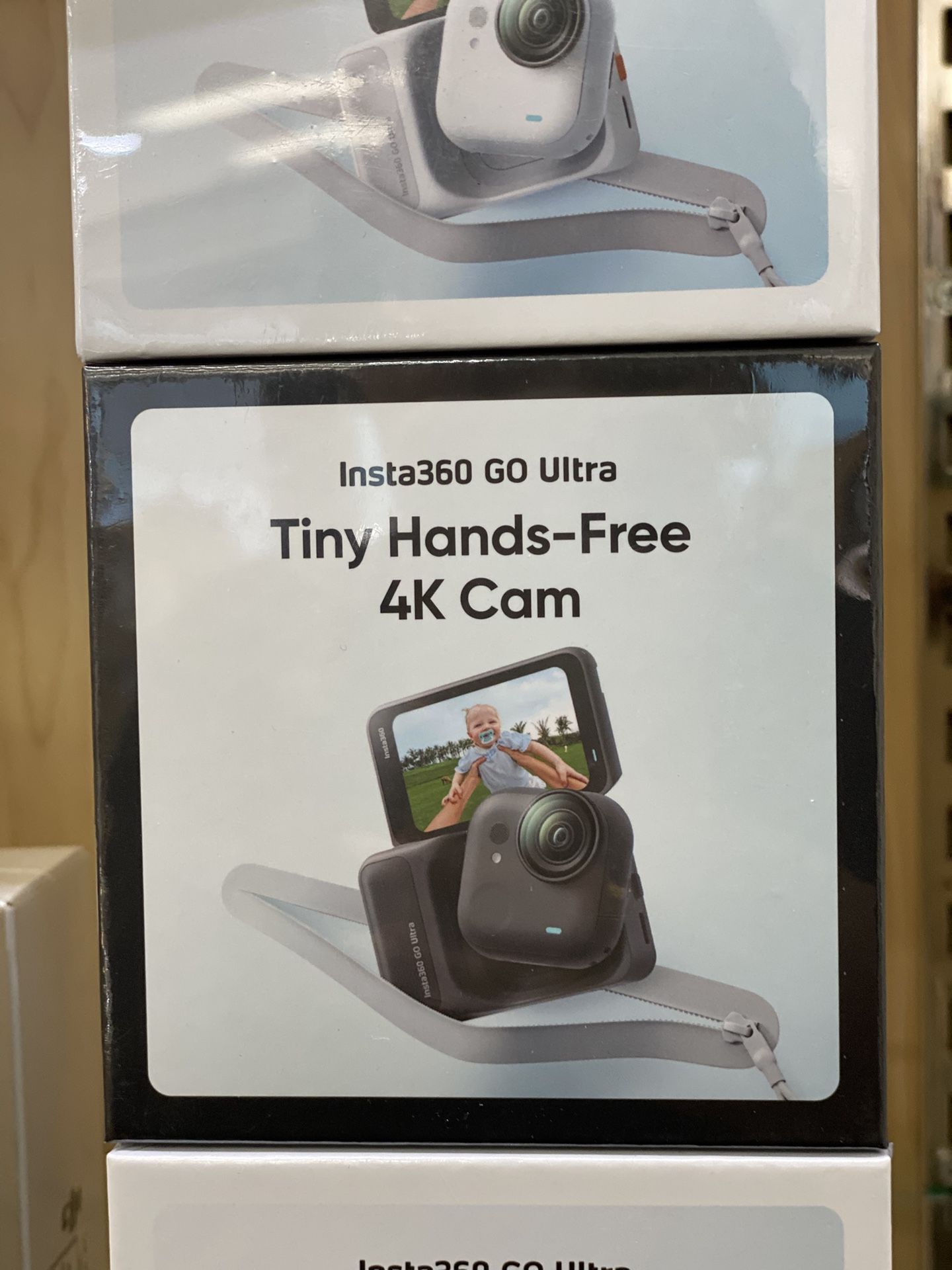 Insta360 Go Ultra Standard Bundle