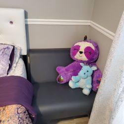 Accent Sofa/chair For Rooms Or Small Office/apartment. 