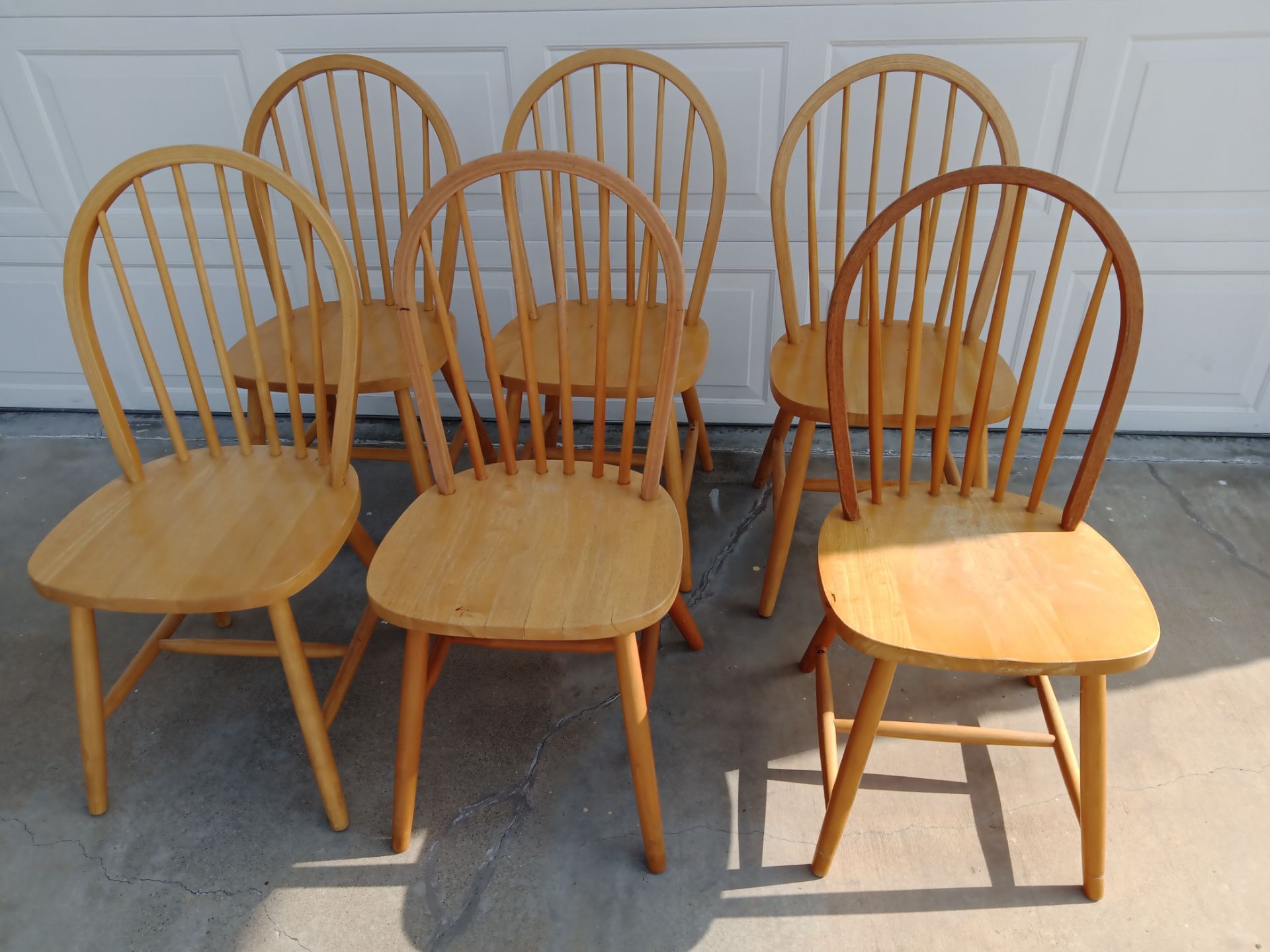 6pcs of solid pine wood chair