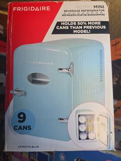 Mini refrigerator