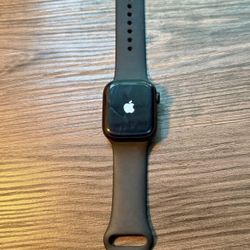Apple Watch Series 8