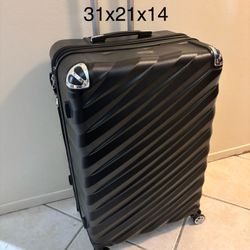 Big Luggage 