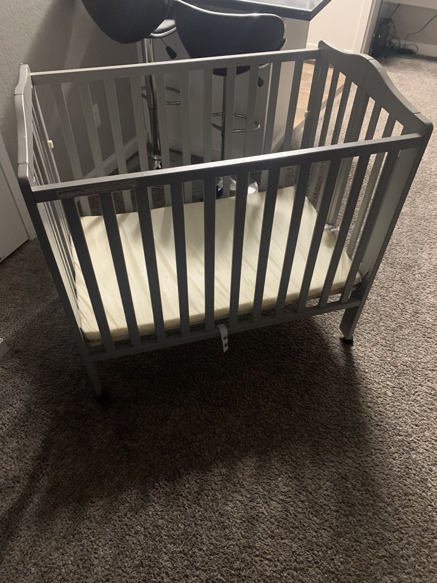 Baby Infant Crib 