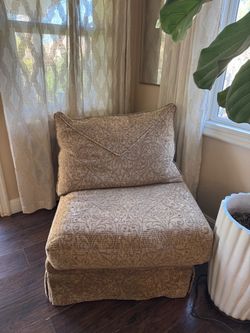 1- accent chair