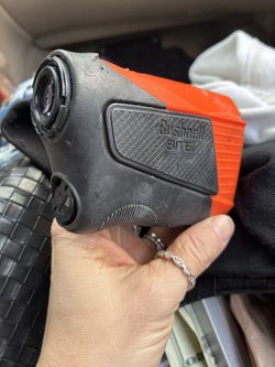 🏌️♂️ Bushnell BITE Magnetic Golf Rangefinder Great Condition
