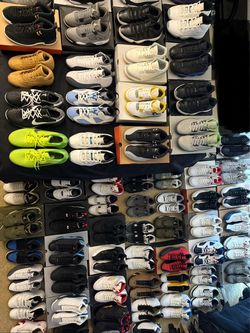 READ DESCRIPTION Mega air Jordan sneaker sale everything 100% authentic look through my page