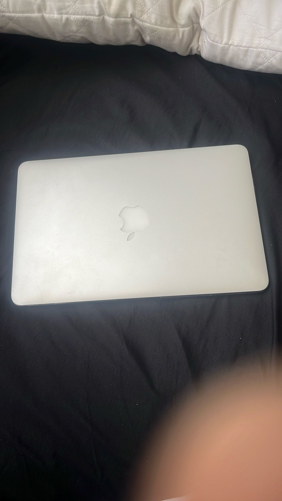 MacBook Air 11 Inches 