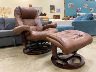 LANE FURNITURE Brown Leather Stressless Swivel Chair with Ottoman