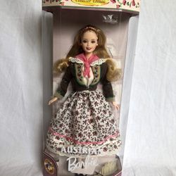 1998 Collectors Austrian Barbie