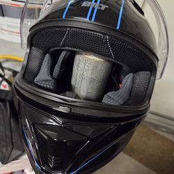 New with bag motorcycle helmet