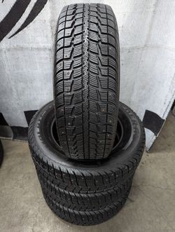 215/65r16 Federal Himalaya WS2 studded winter snow tires