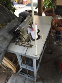 JUKI Sewing Machine in PERFECT CONDITION