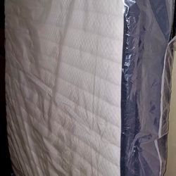 Full Size Memory Foam Mattress, 12" Hybrid Bed in Box -Pocket Spring-Motion Isolation-Quiet Sleep-CertiPUR-US