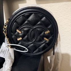 New With Tag & Box CC Round Quilted  Crossbody Bag 