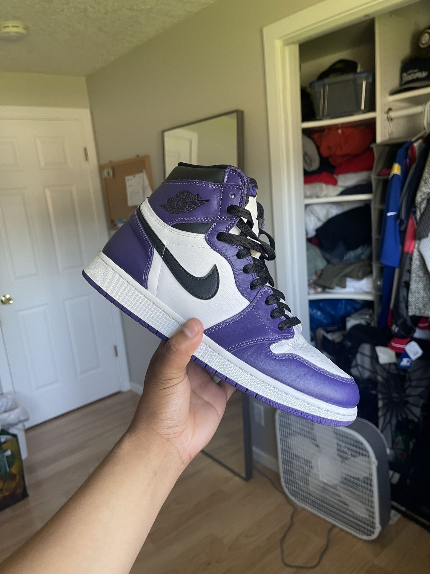 Jordan 1 Court Purple