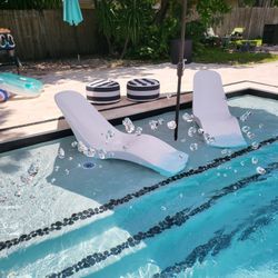 Lounge chair In-Water Luxury design 100% Fiberglass 