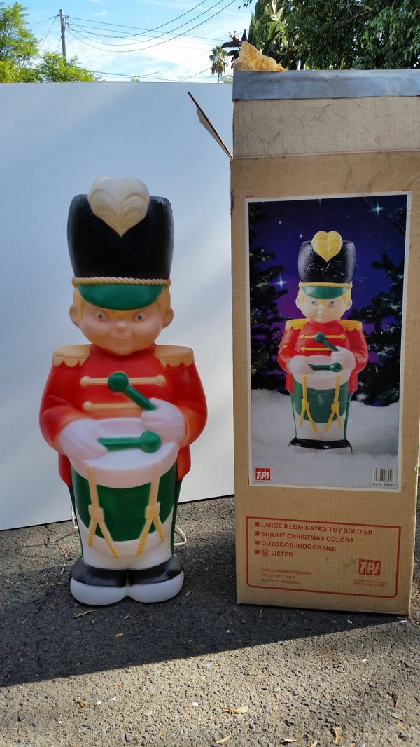 Vintage molded plastic Christmas yard decoration for Sale in Vista, CA