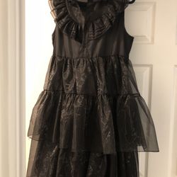 Costume “Wednesday Adams”