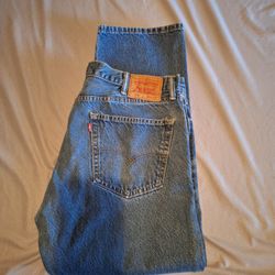 Levis 