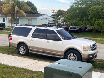 2011 Ford Expedition $3000