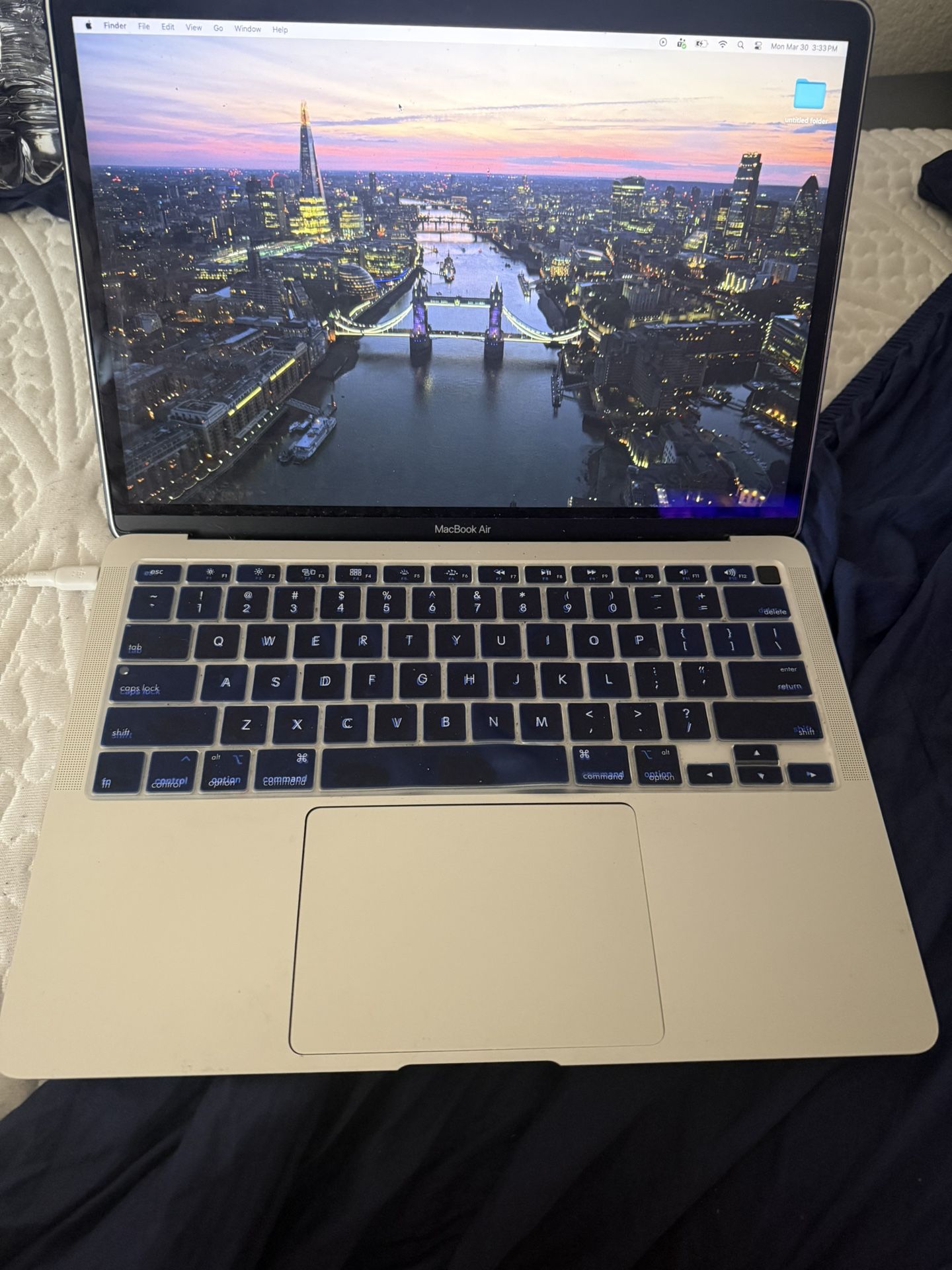 MacBook Air M2 2022