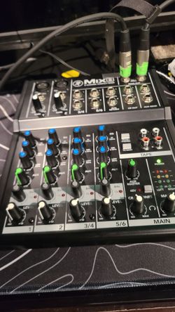 Mackie Mix8 audio mixer