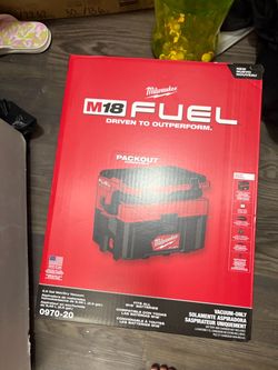NEW Milwaukee M18 FUEL PACKOUT 2.5 Gal Wet/Dry Vacuum (Factory Sealed) - 0970-20