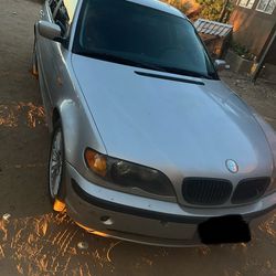 BMW 325xi 2002