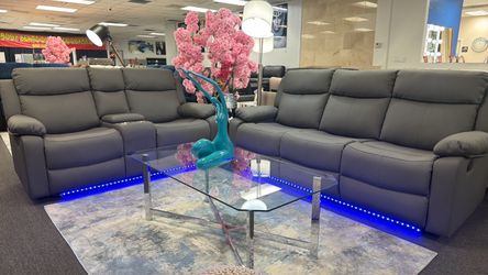 Amazing Special !! Beautiful Grey Sofa&Loveseat 4x Recliners