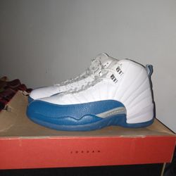 Air Jordan 12 Retro Men Size 9.5 Authentic 