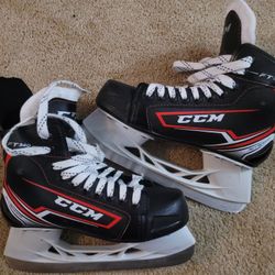 Youth Size 4 Ice Skates