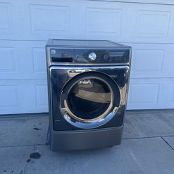 KENMORE ELITE GAS DRYER  IN GOOD CONDITION 