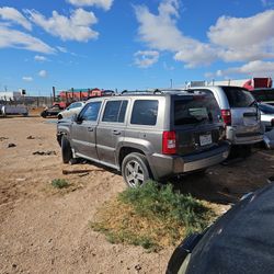2007 Jeep Patriot PART OUT