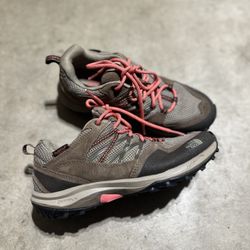 Northface Hiking Shoe Size 8