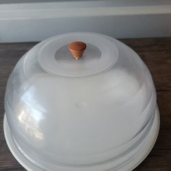 🍰 Plastic Cake & Dessert Dome with Wooden Knob