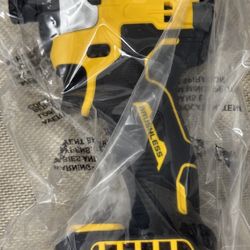 DCF860 DEWALT Impact Driver