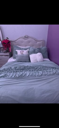 Two Full Size Bed Sets, 4 Piece Set