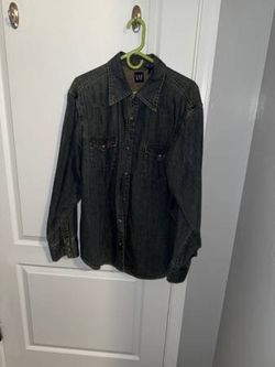 Gap denim men’s shirt Size XL