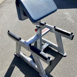 Preacher Curl Machine 